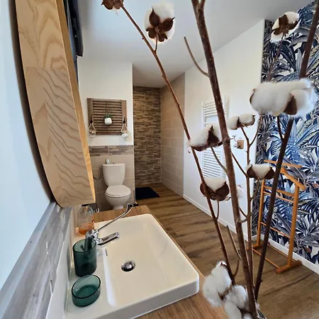 L'hirondelle-l'hirondo Turretot