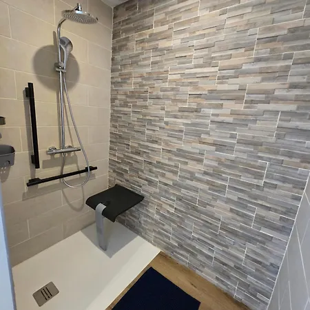 L'hirondelle-l'hirondo Turretot