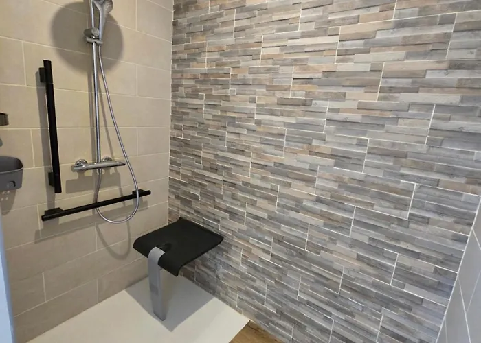 L'hirondelle-l'hirondo Turretot